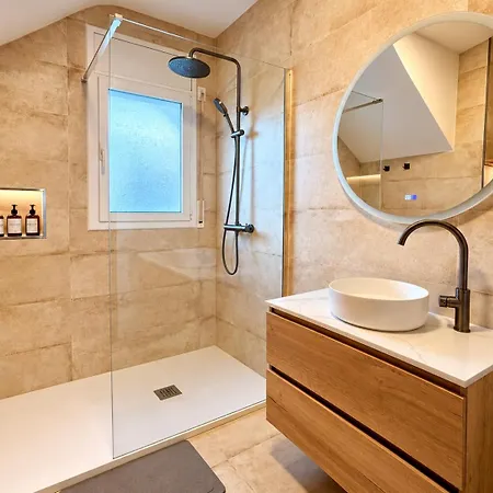 Villa Salina Private Jacuzzi Fireplace *